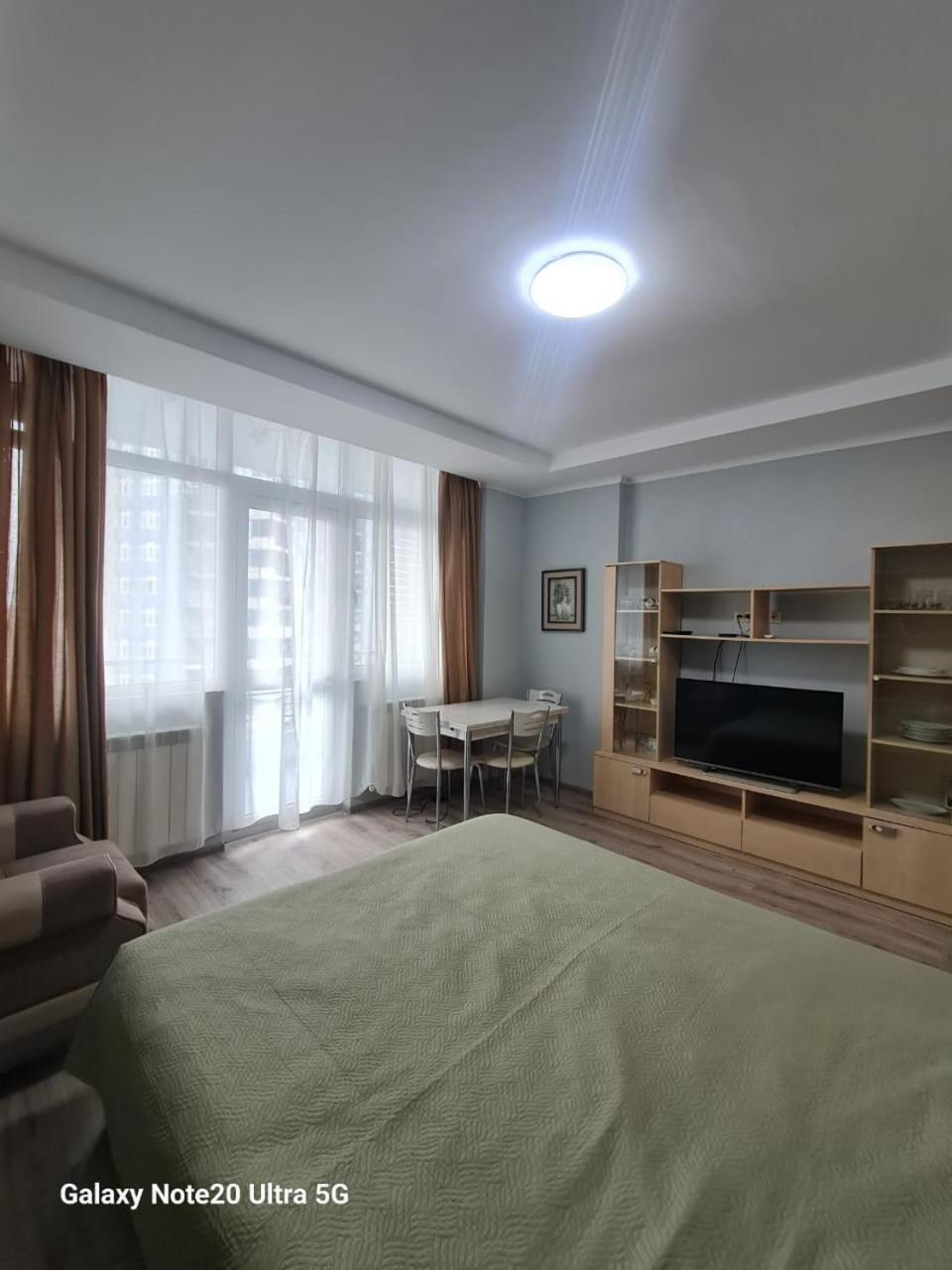 Yalcin Star Residence Apartment 300 Batumi Zewnętrze zdjęcie